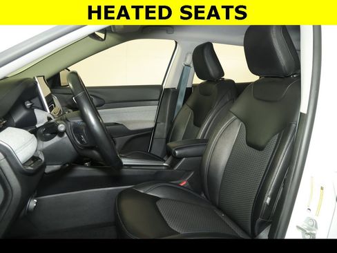 Used 2022 Jeep Compass Latitude w/ Convenience Group image 2