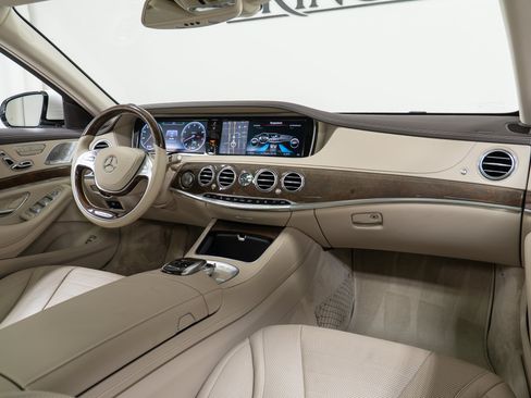 Used 2015 Mercedes-Benz S 550 4MATIC Sedan image 14