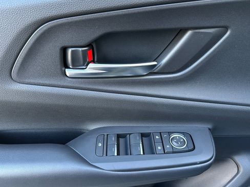 New 2026 Toyota Prius Plug-In Hybrid image 11