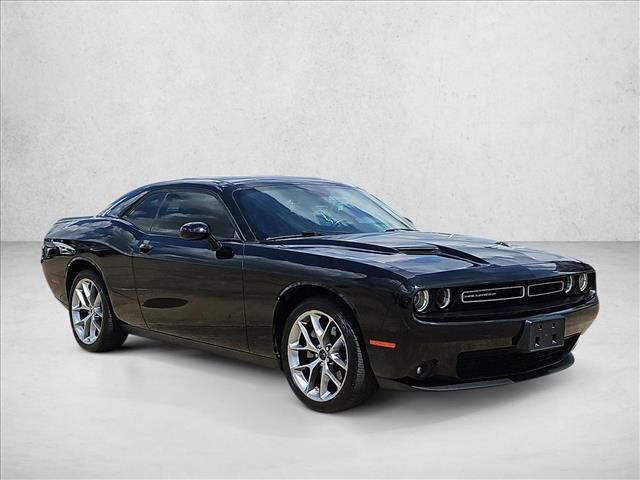 Used 2021 Dodge Challenger SXT w/ Plus Package RWD image 3