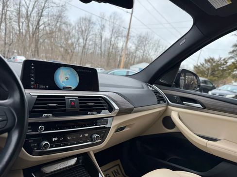 Used 2018 BMW X3 xDrive30i image 12