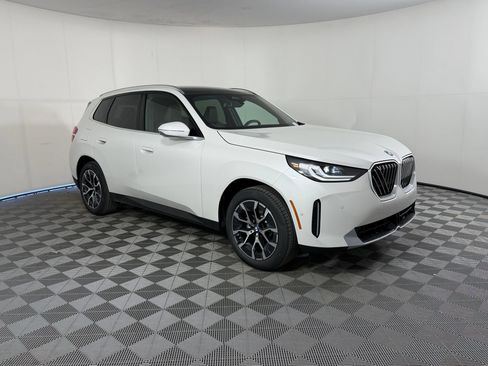 Used 2026 BMW X3 xDrive30i w/ Convenience Package AWD/4WD image 7
