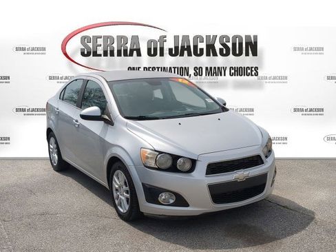 Used 2012 Chevrolet Sonic LT image 9