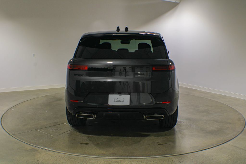 New 2026 Land Rover Range Rover Sport Dynamic SE AWD/4WD image 5