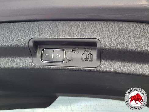 Certified 2023 Ford Explorer XLT AWD/4WD image 14