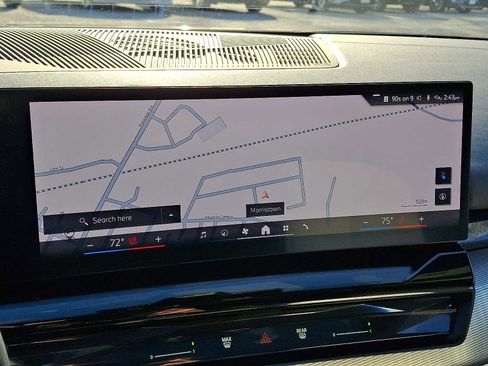 Used 2025 BMW i5 xDrive40 w/ M Sport Package image 17