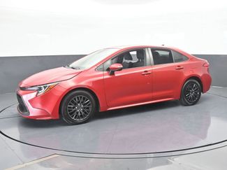 Used 2020 Toyota Corolla LE video 2
