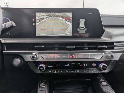 New 2025 Kia Telluride S image 16