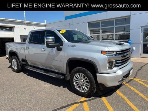 Used 2022 Chevrolet Silverado 2500 High Country w/ Safety Package II AWD/4WD image 2