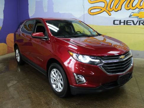 Used 2020 Chevrolet Equinox LT AWD/4WD image 2