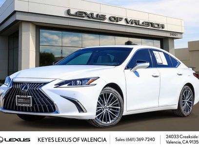Certified 2024 Lexus ES 300h w/ Premium Package