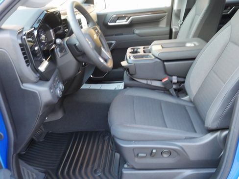 New 2026 Chevrolet Silverado 1500 LT image 8