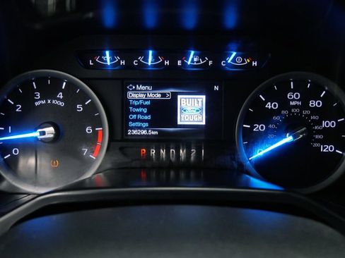 Used 2017 Ford F250 XLT w/ XLT Value Package AWD/4WD image 24
