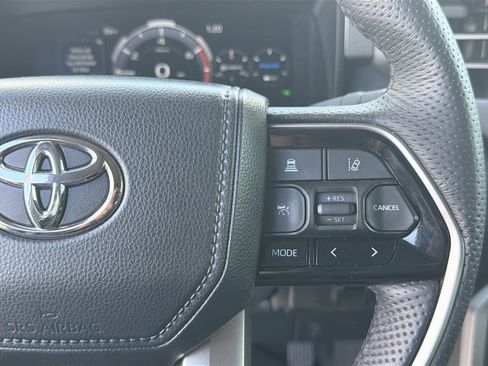 Used 2024 Toyota Tundra Limited image 37