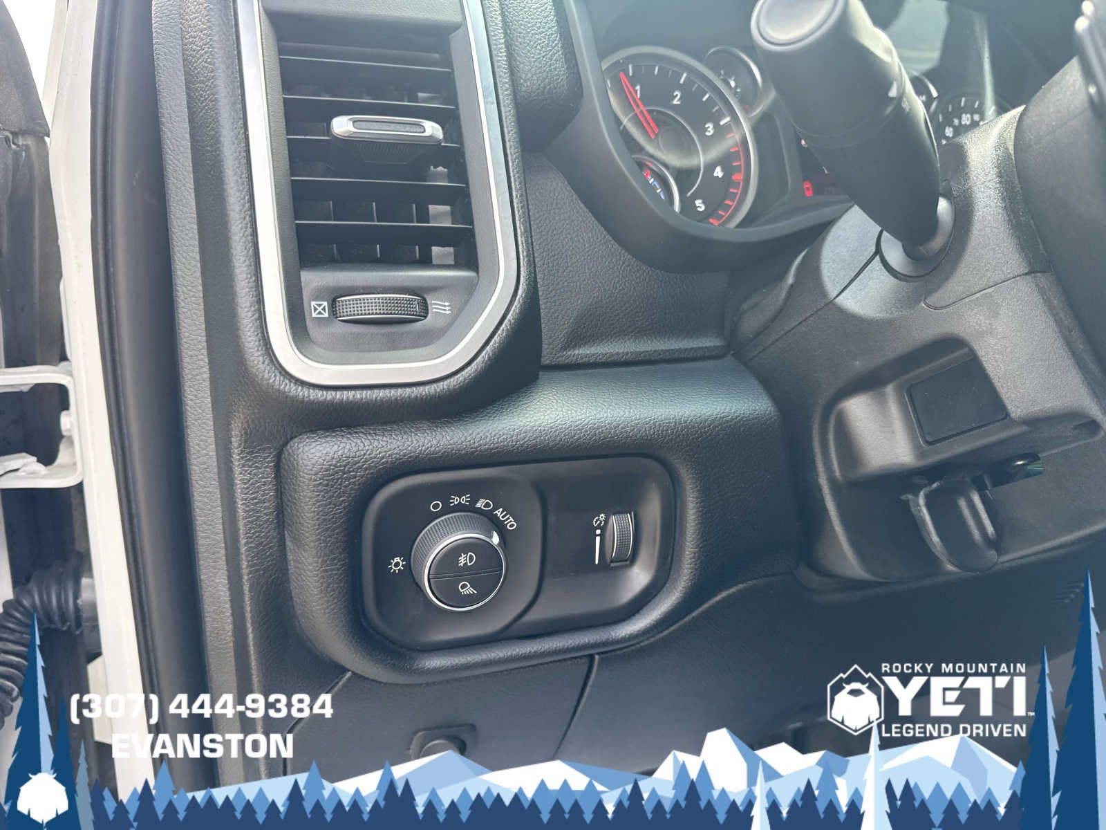 Used 2025 RAM 2500 Lone Star AWD/4WD image 24