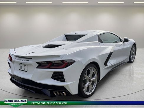 Used 2023 Chevrolet Corvette Stingray Premium Conv w/ 3LT RWD image 4