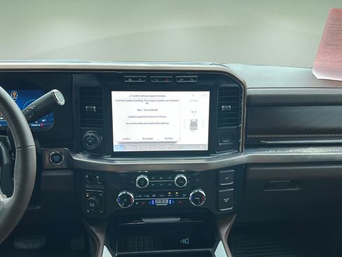 Used 2024 Ford F250 King Ranch AWD/4WD image 10