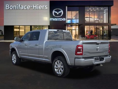 Used 2022 RAM 2500 Limited AWD/4WD image 3