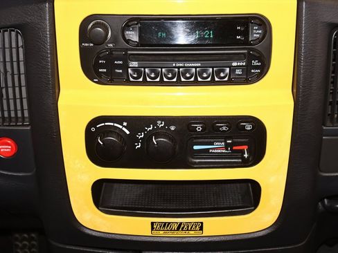 Used 2005 Dodge Ram 1500 Truck 2WD Quad Cab image 26