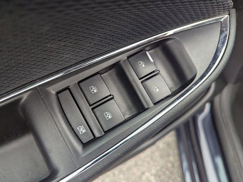 Used 2016 Chevrolet Cruze LT image 15