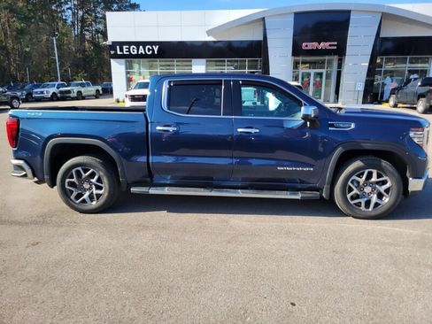 Used 2022 GMC Sierra 1500 SLT w/ SLT Convenience Package image 7