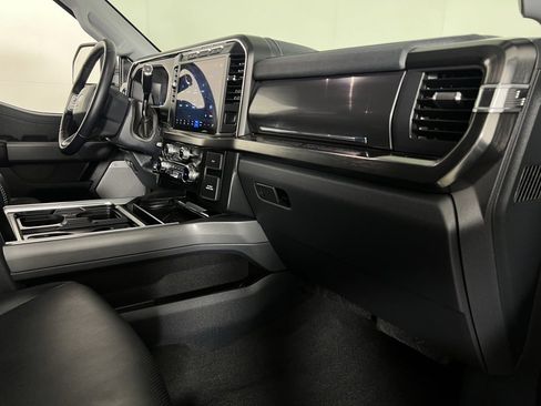 Used 2024 Ford F250 Lariat w/ Sport Appearance Package image 31