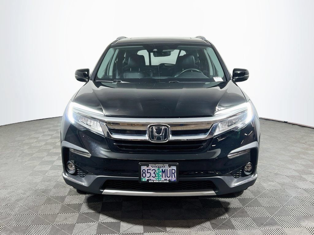 Used 2021 Honda Pilot Touring image 2