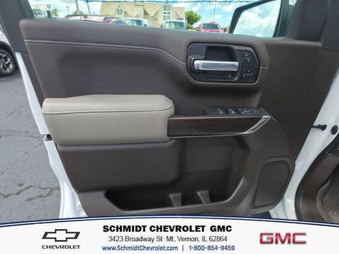 Used 2021 GMC Sierra 1500 SLT w/ SLT Premium Package AWD/4WD image 11