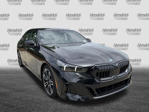 New 2027 BMW 550e xDrive w/ Executive Package AWD/4WD image 2