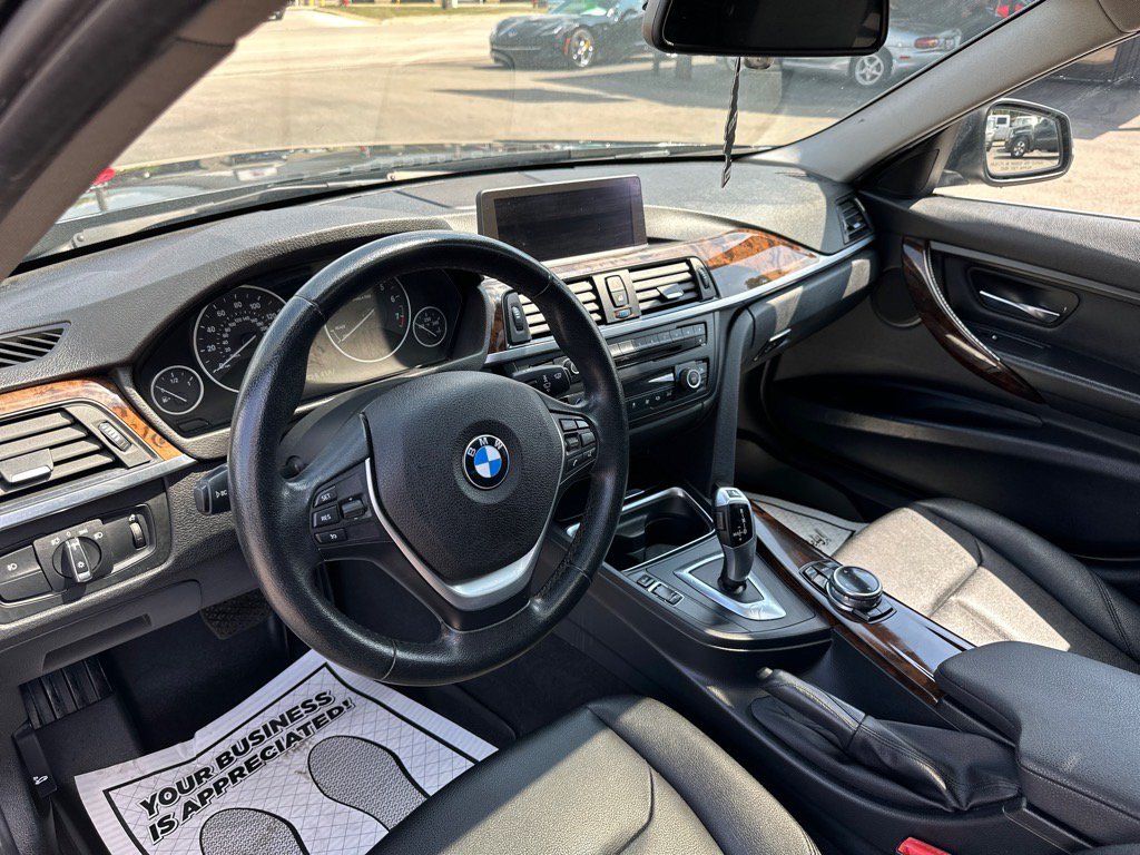 Used 2015 BMW 328i xDrive Sedan AWD/4WD image 14