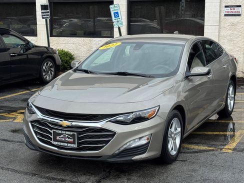 Used 2022 Chevrolet Malibu LT FWD image 17