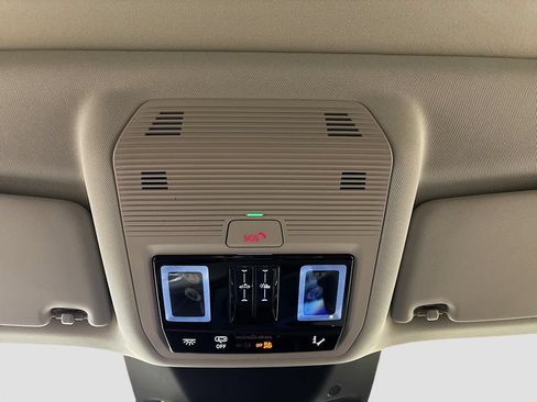 New 2026 Audi Q3 quattro 2.0T AWD/4WD image 18