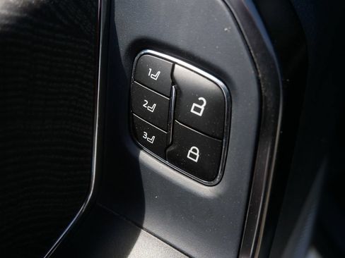 Used 2023 Ford F350 Platinum AWD/4WD image 13
