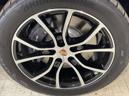 New 2026 Porsche Cayenne E-Hybrid Coupe image 16