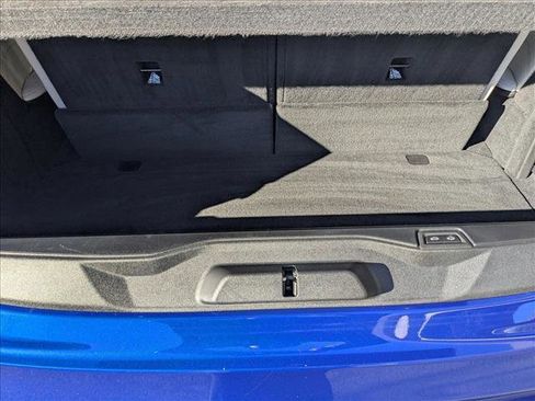 Used 2025 BMW X7 M60i w/ Executive Package image 6