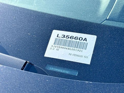 Used 2025 Acura MDX w/ Technology Package image 19