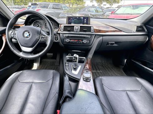 Used 2015 BMW 328i Sedan RWD image 10