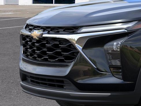 New 2026 Chevrolet Trax LT w/ Driver Confidence Package FWD image 16