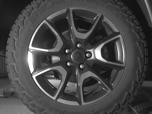 Used 2025 Jeep Compass Trailhawk image 15