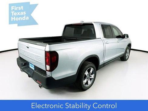 Used 2025 Honda Ridgeline RTL image 9