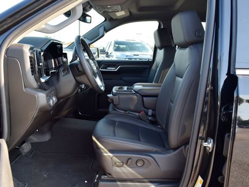 Used 2026 GMC Sierra 1500 SLT AWD/4WD image 17