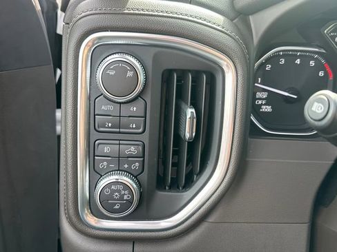 Used 2019 GMC Sierra 1500 SLT w/ SLT Premium Plus Package AWD/4WD image 19