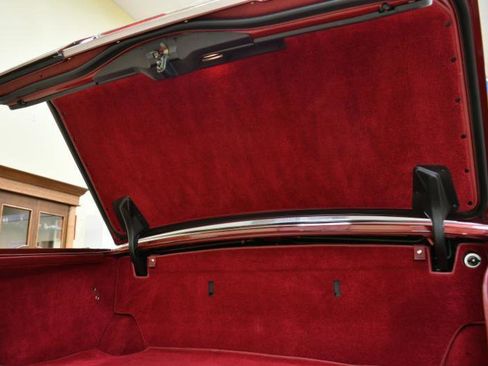 Used 1998 Bentley Brooklands Long Wheelbase RWD image 32