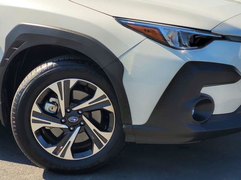 Certified 2025 Subaru Crosstrek 2.5i Premium AWD/4WD image 5