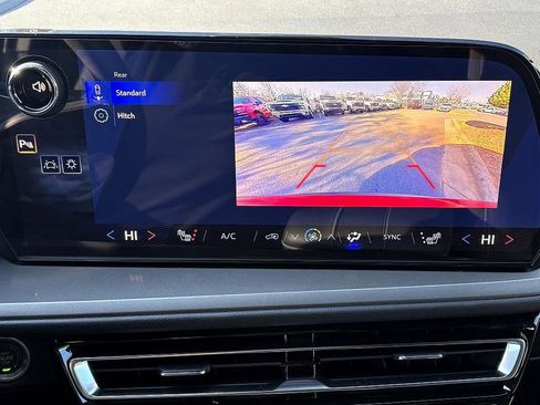 New 2026 Chevrolet Traverse LT image 19