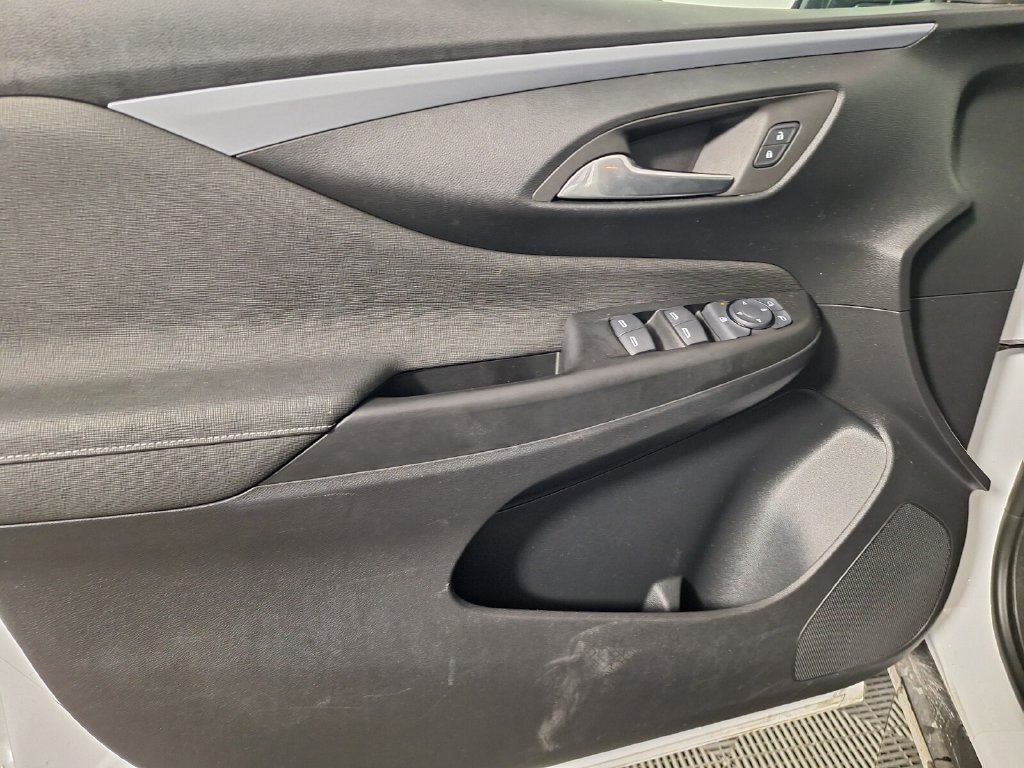Used 2026 Buick Envista Preferred FWD image 29