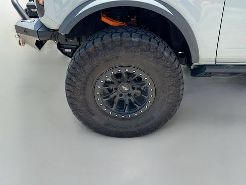 Used 2022 Ford Bronco 4-Door AWD/4WD image 28