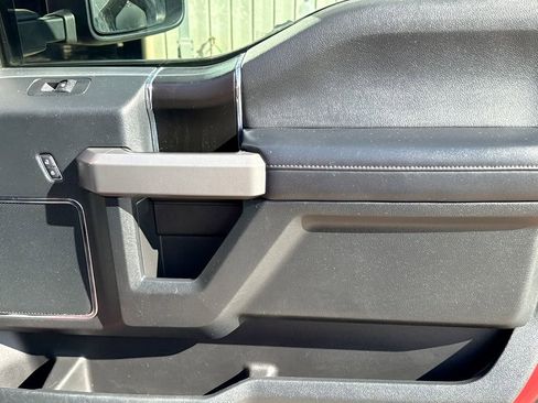 Used 2018 Ford F350 Platinum w/ FX4 4x4 Off Road Package image 20