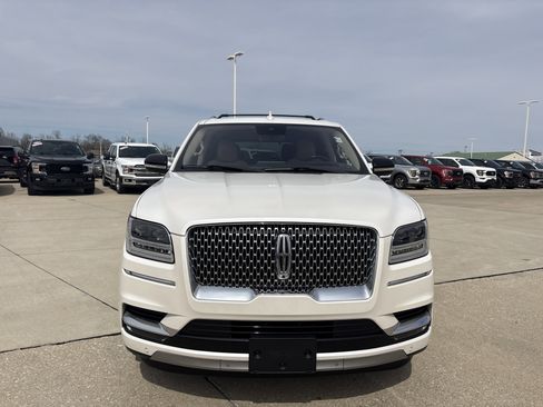 Used 2019 Lincoln Navigator Reserve w/ Cargo Package image 2