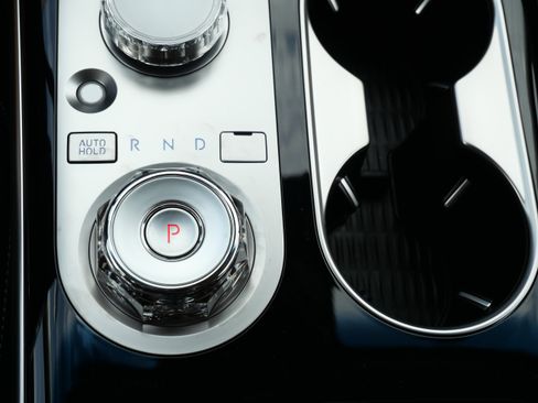 New 2026 Genesis GV70 2.5T AWD/4WD image 8